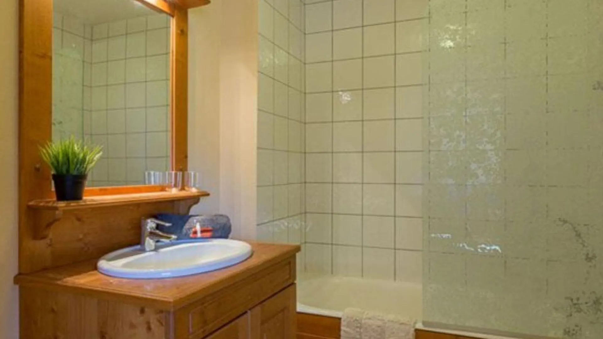 Apartment Lautaret 5 By Interhome Les Deux Alpes France